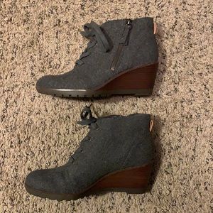 Dr. Scholl’s Nelly wedge 7.5